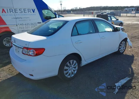 2013 Toyota Corolla Le z USA, uszkodzony, nr VIN 2T1BU4EE3DC082116